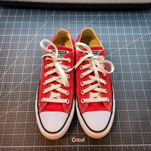 Converse Chuck Taylor low top
